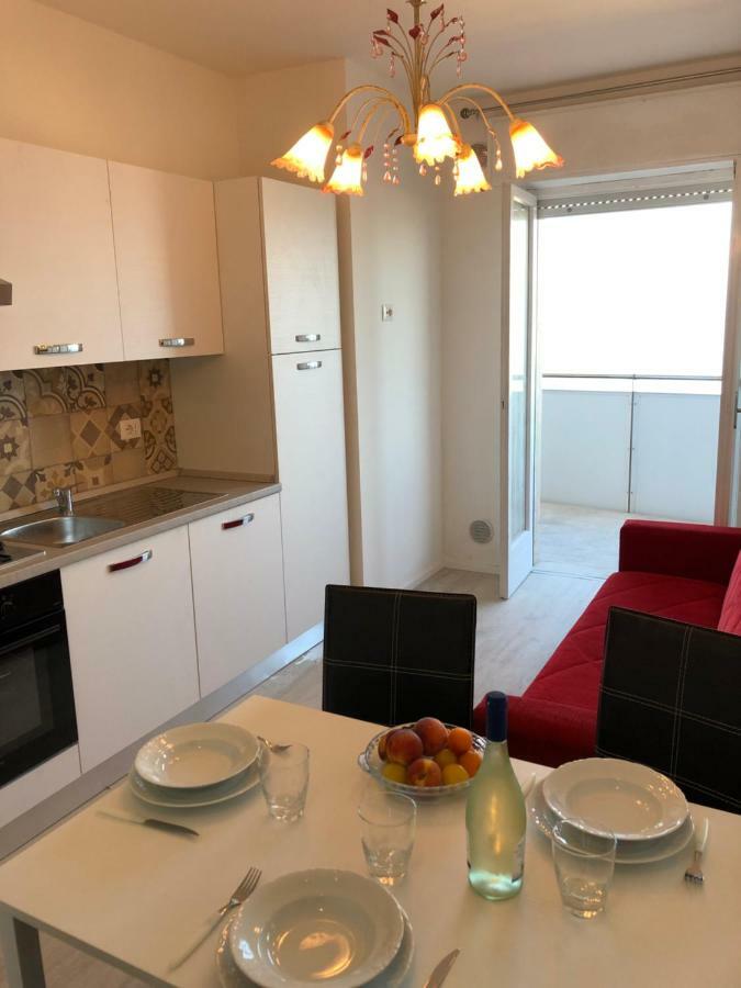 Fronte Mare Panoramico San Benedetto Apartman San Benedetto del Tronto Kültér fotó