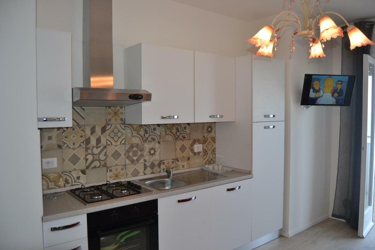 Fronte Mare Panoramico San Benedetto Apartman San Benedetto del Tronto Kültér fotó