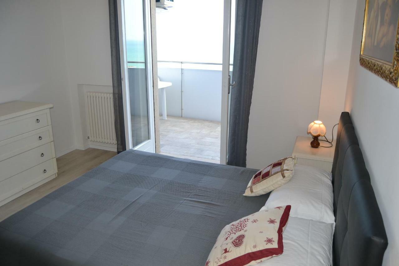 Fronte Mare Panoramico San Benedetto Apartman San Benedetto del Tronto Kültér fotó