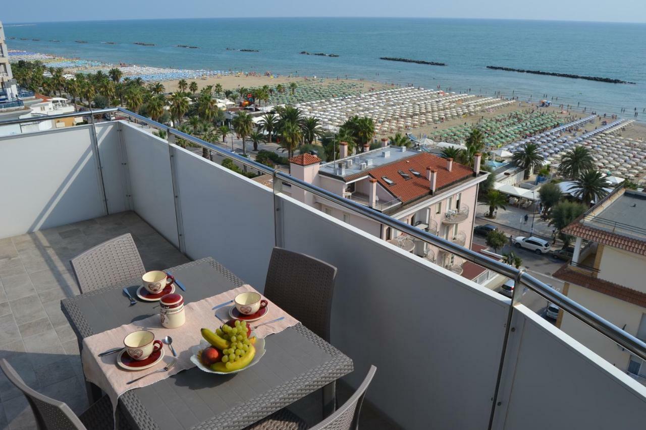 Fronte Mare Panoramico San Benedetto Apartman San Benedetto del Tronto Kültér fotó